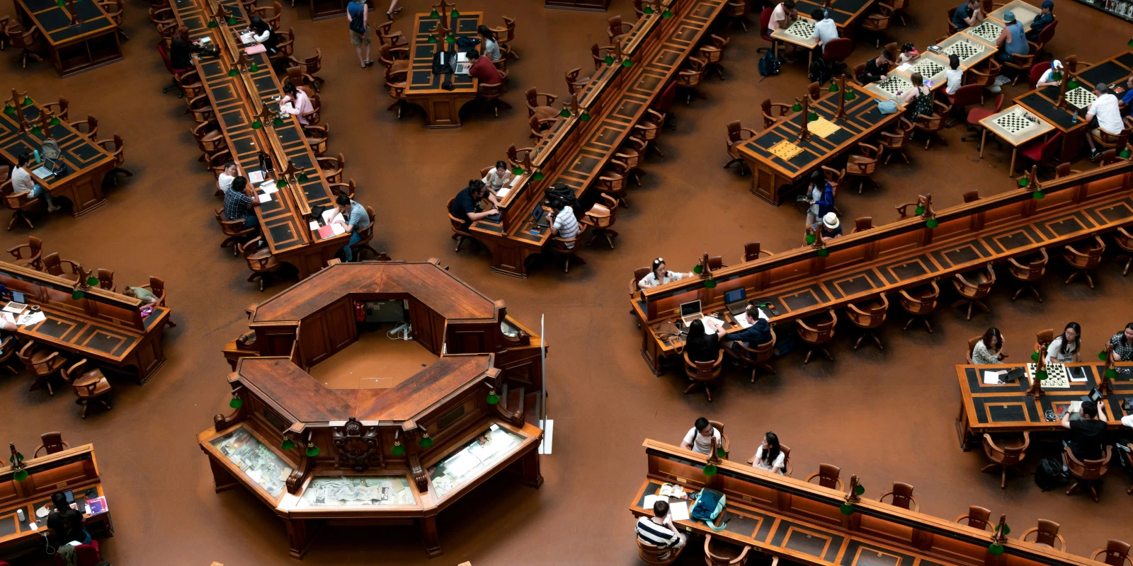 Conception de Projets Éducatifs : Du Contexte Théorique à la Pratique